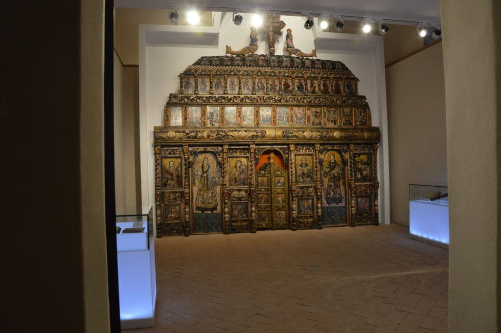 Iconostas la Museikon, muzeul icoanei din Alba Iulia